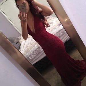 Long mermaid  burgundy Windsor dress